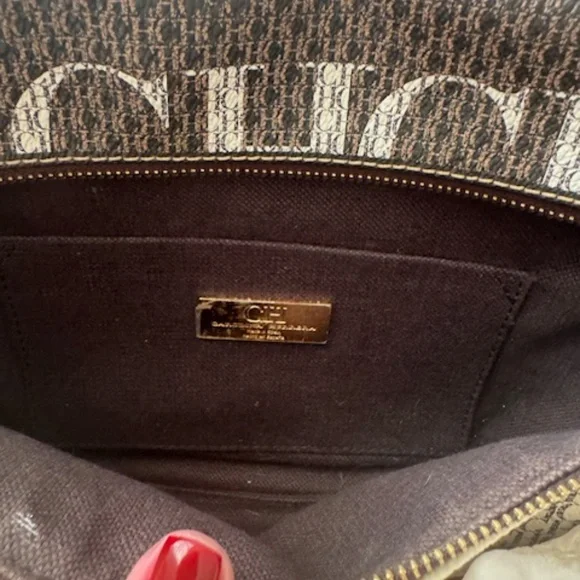 Genuine Carolina Herrera INRO Medium Clutch – Caracas